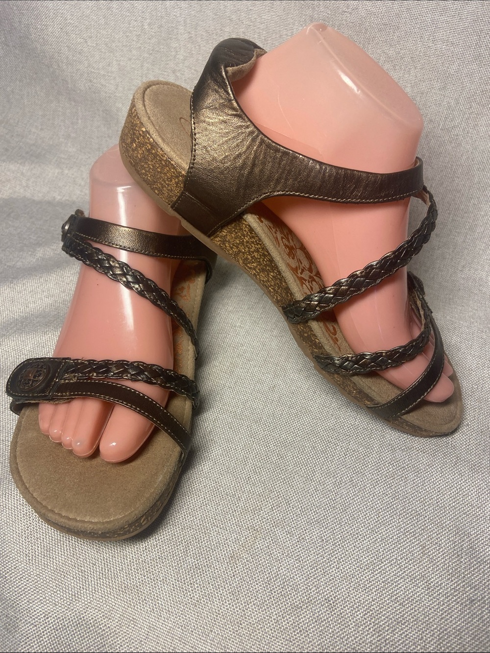 Aetrex Jillian Braided Leather Strap Sandal. Size 10
